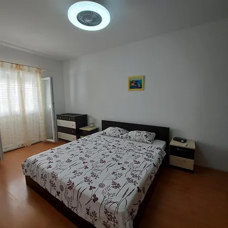 Matea Apartment *
